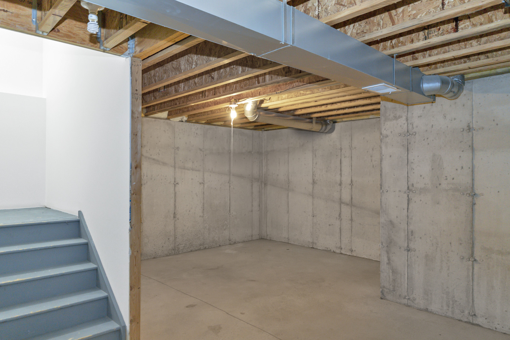 3311 Lafayette Street Elgin, IL 60124 - Photo 46 of 50 a view of walk in closet