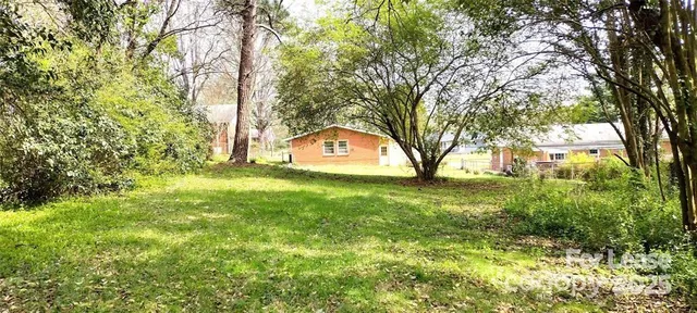 $1,950 | 3219 Connecticut Avenue, Charlotte, NC 28205