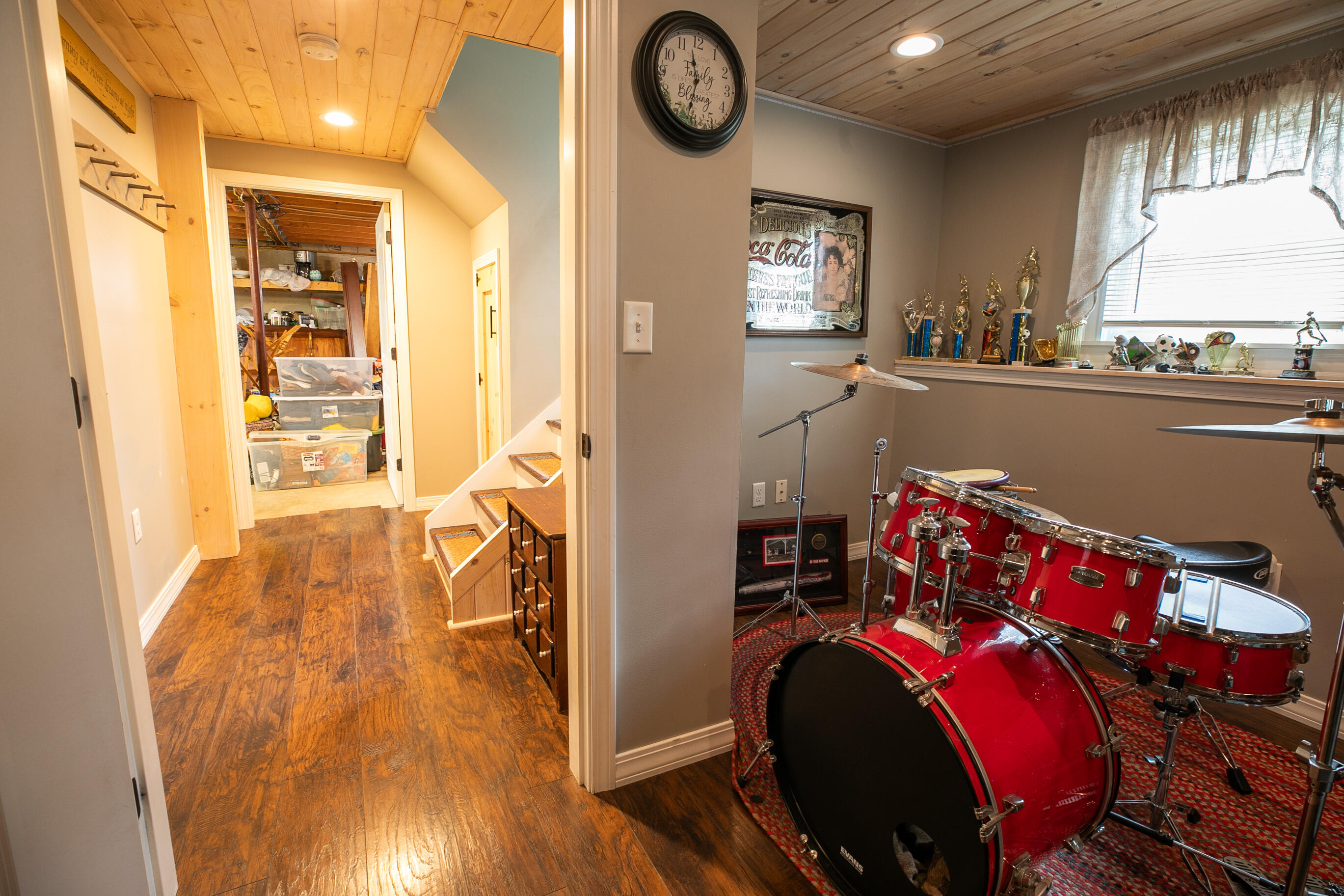 784 Eastern Avenue Holden, ME 04429 - Photo 45 of 96 784EasternAveHolden_oct_2025-38