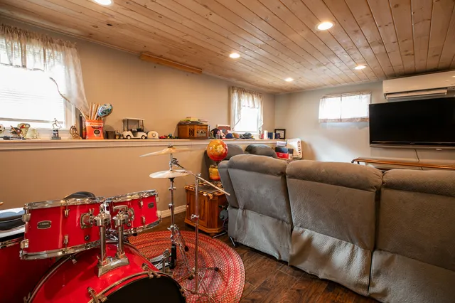 $365,000 | 784 Eastern Avenue, Holden, ME 04429