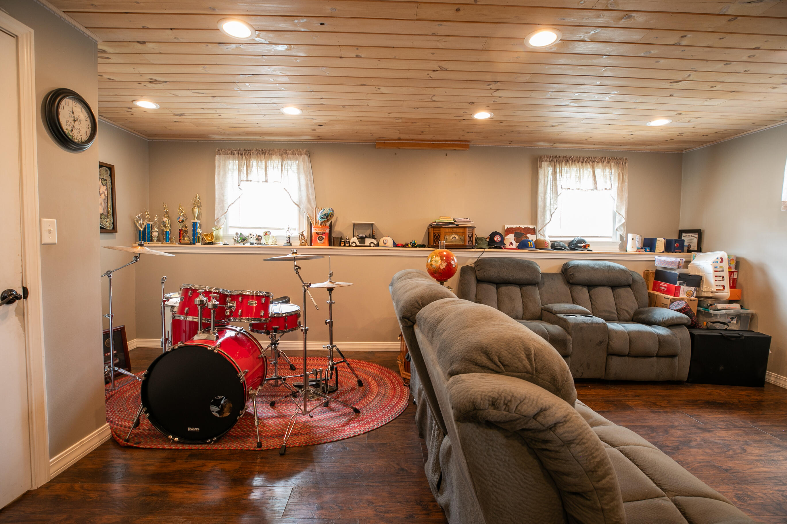 784 Eastern Avenue Holden, ME 04429 - Photo 48 of 96 784EasternAveHolden_oct_2025-40