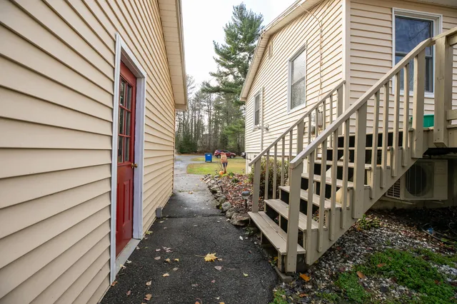 $365,000 | 784 Eastern Avenue, Holden, ME 04429