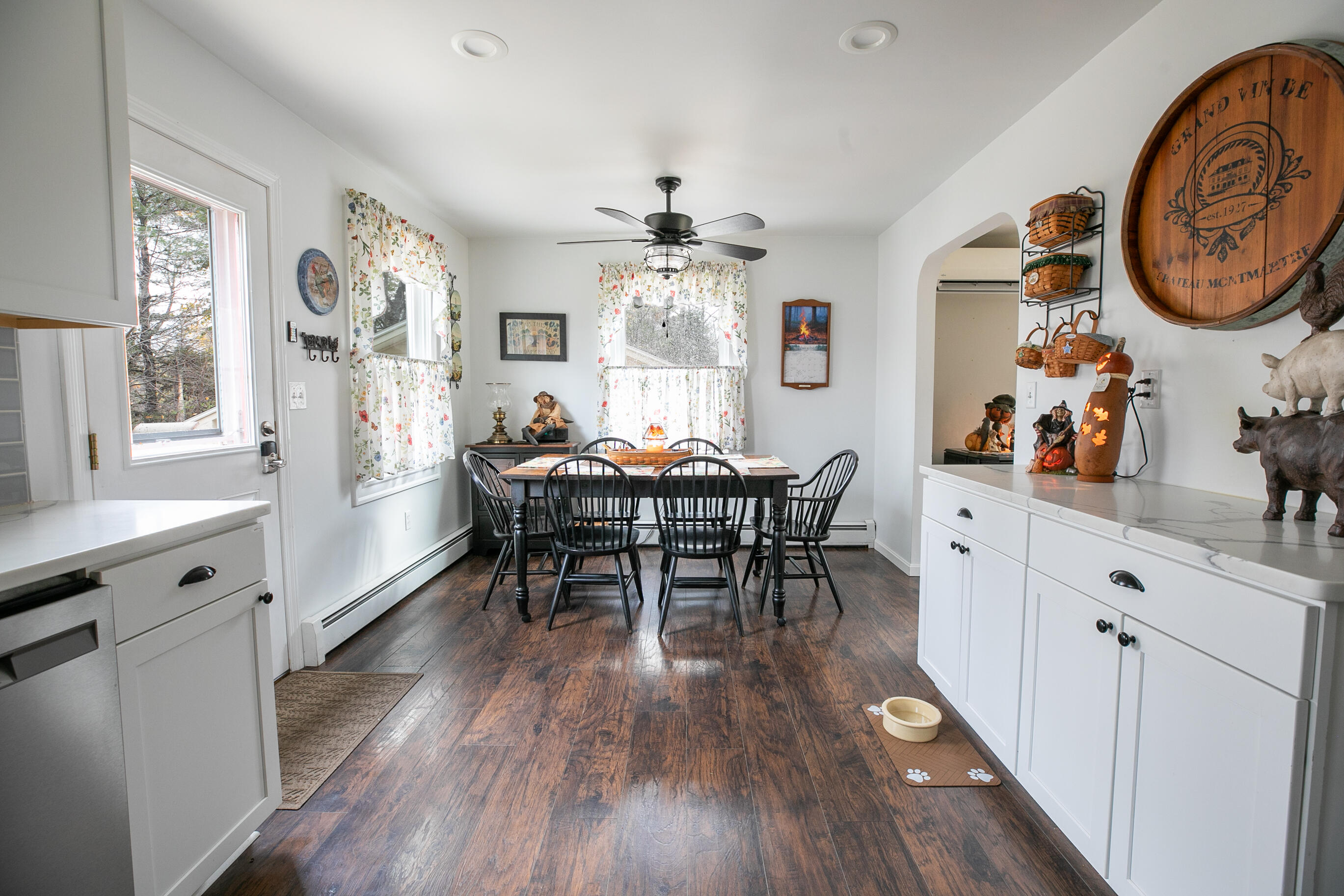 784 Eastern Avenue Holden, ME 04429 - Photo 10 of 96 784EasternAveHolden_oct_2025-87