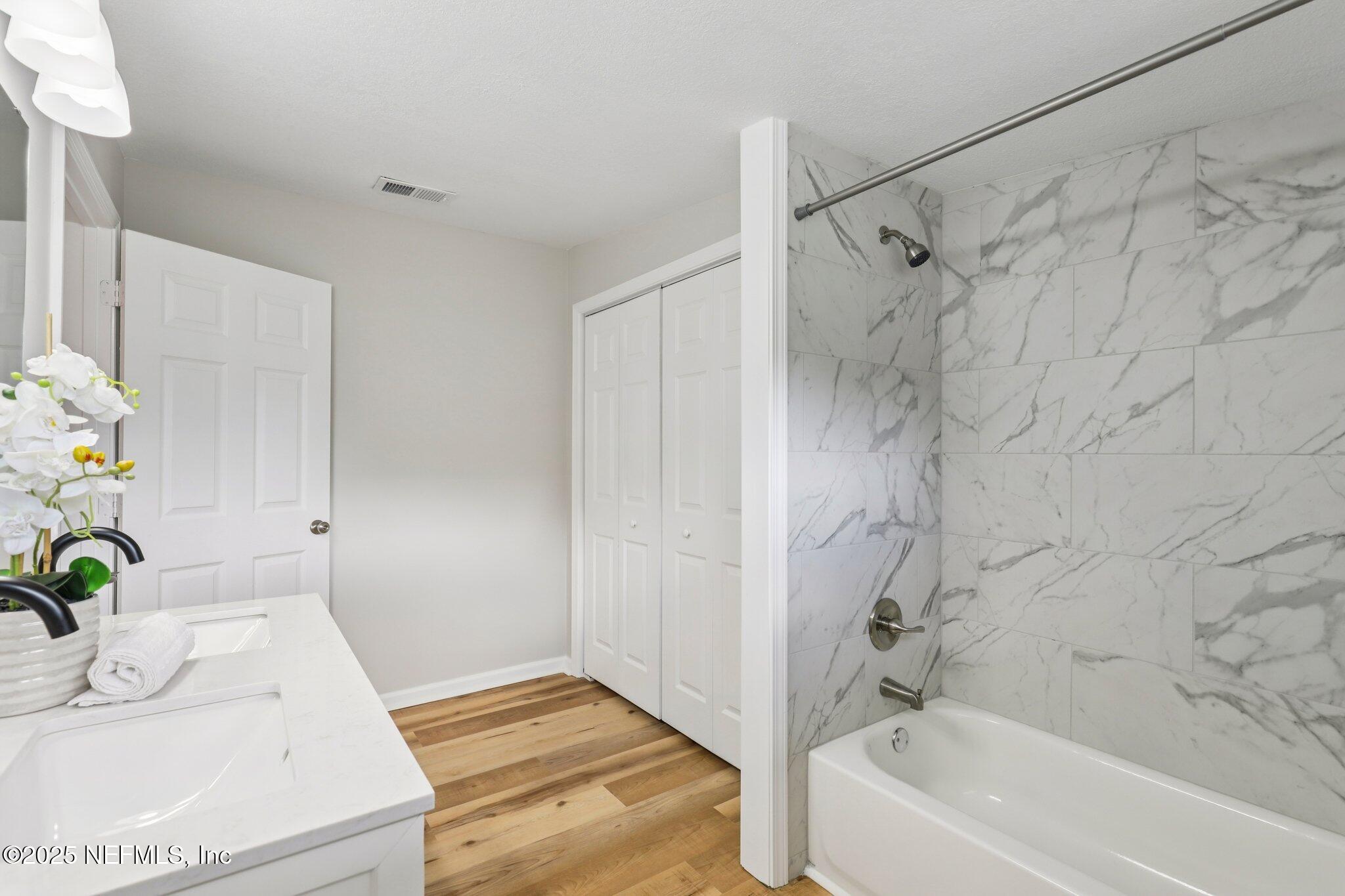 3992 Hidden Acre Road Middleburg, FL 32068 - Photo 32 of 74 Primary Bathroom