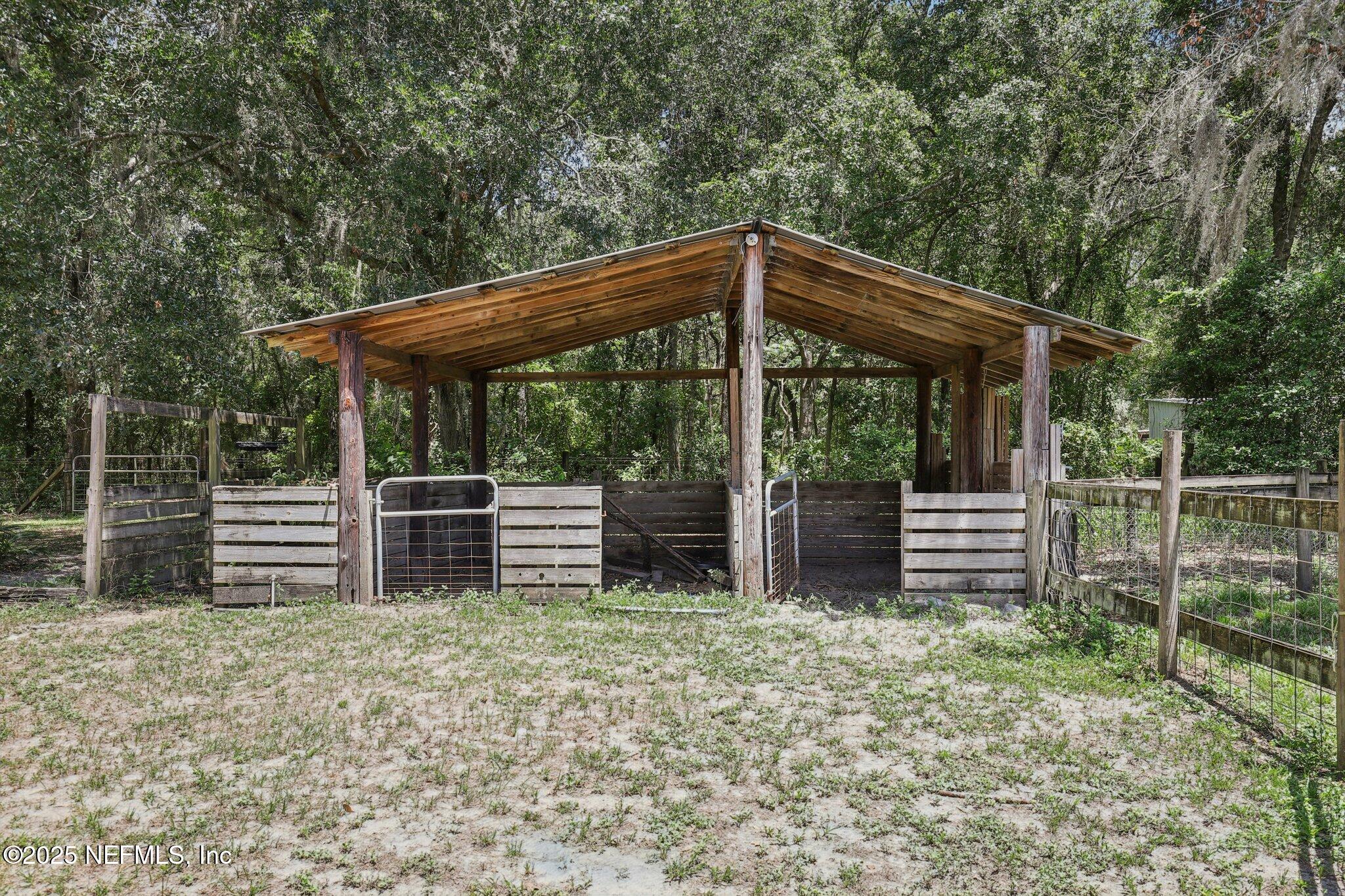 3992 Hidden Acre Road Middleburg, FL 32068 - Photo 47 of 74 Hog Pens