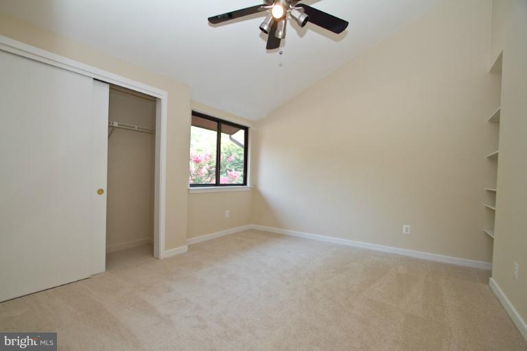 2233 Cedar Cove Court Reston, VA 20191 - Photo 9 of 30 Bedroom