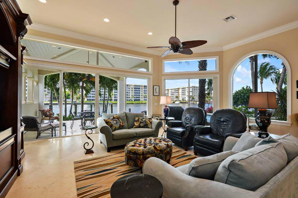 1000 White Drive Delray Beach, FL 33483 - Photo 5 of 10 05_family room