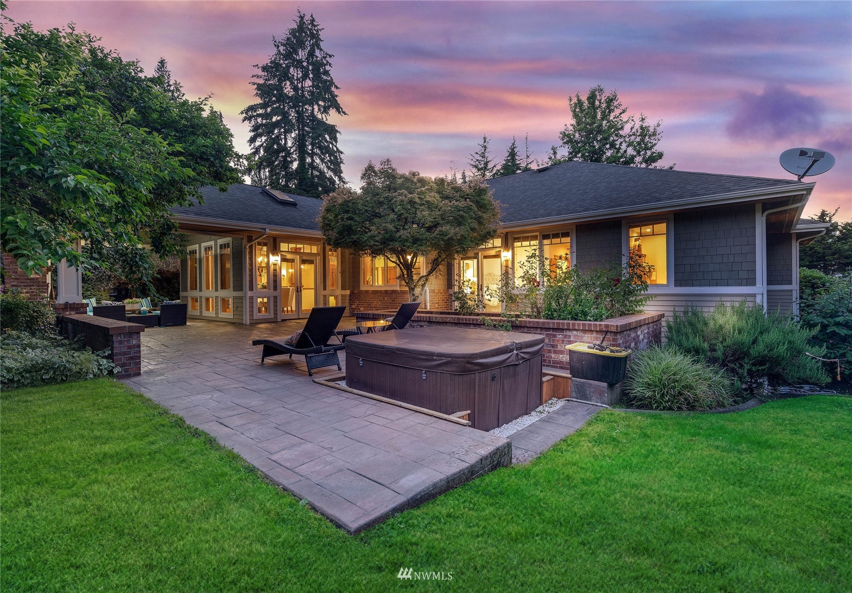 17 Diamond Ranch South Bellevue, WA 98004 - Photo 5 of 40 Gallery Image 5