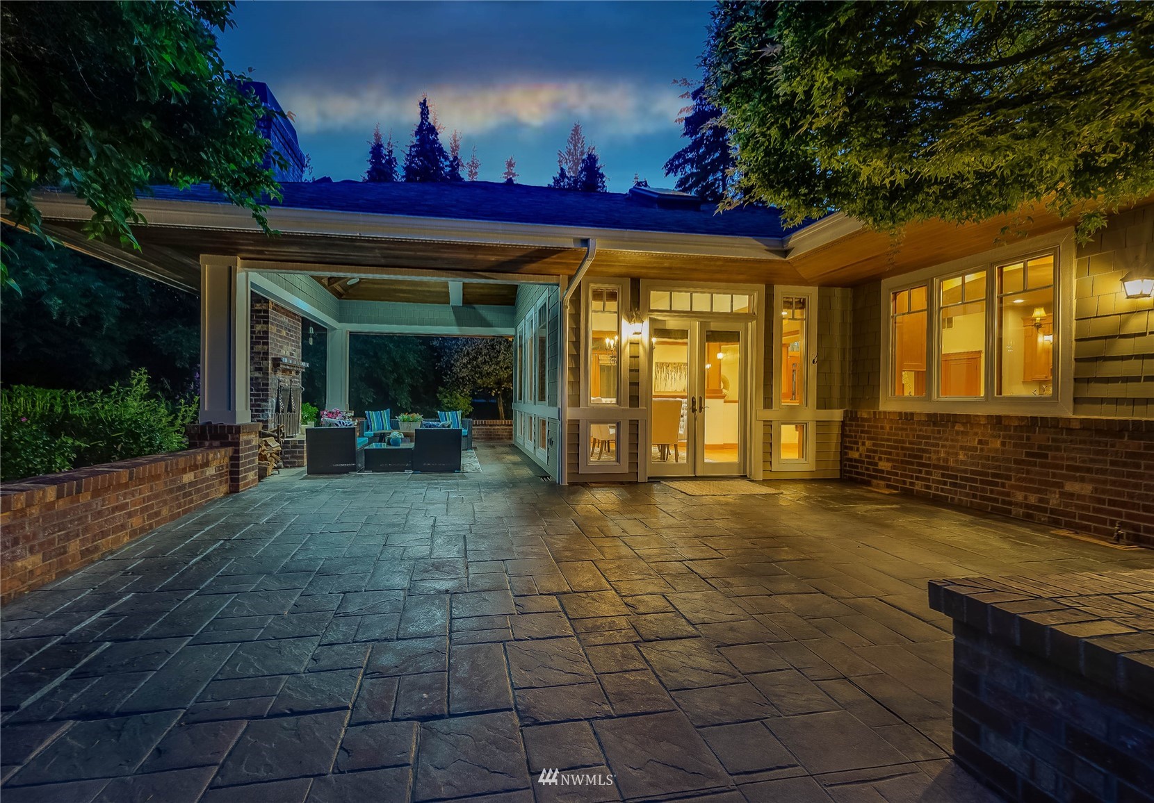 17 Diamond Ranch South Bellevue, WA 98004 - Photo 7 of 40 Gallery Image 7
