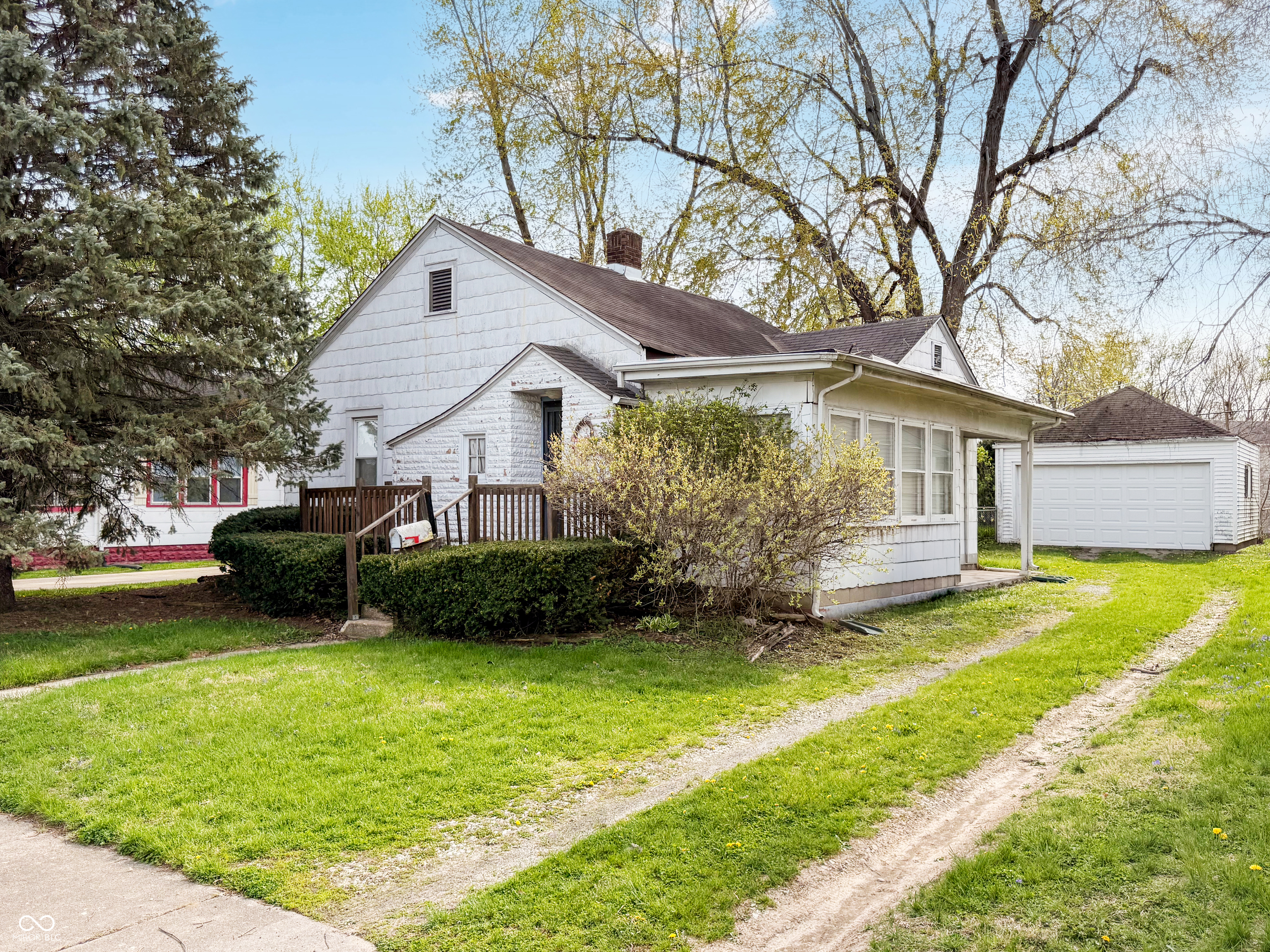 3619 Andover Road Anderson, IN 46013 - Photo 1 of 24