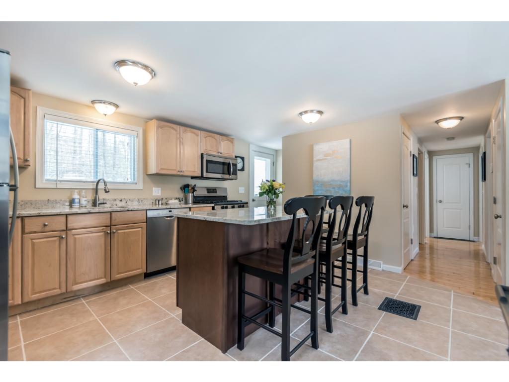 25 Pine Road North Hampton, NH 03862 - Photo 2 of 9