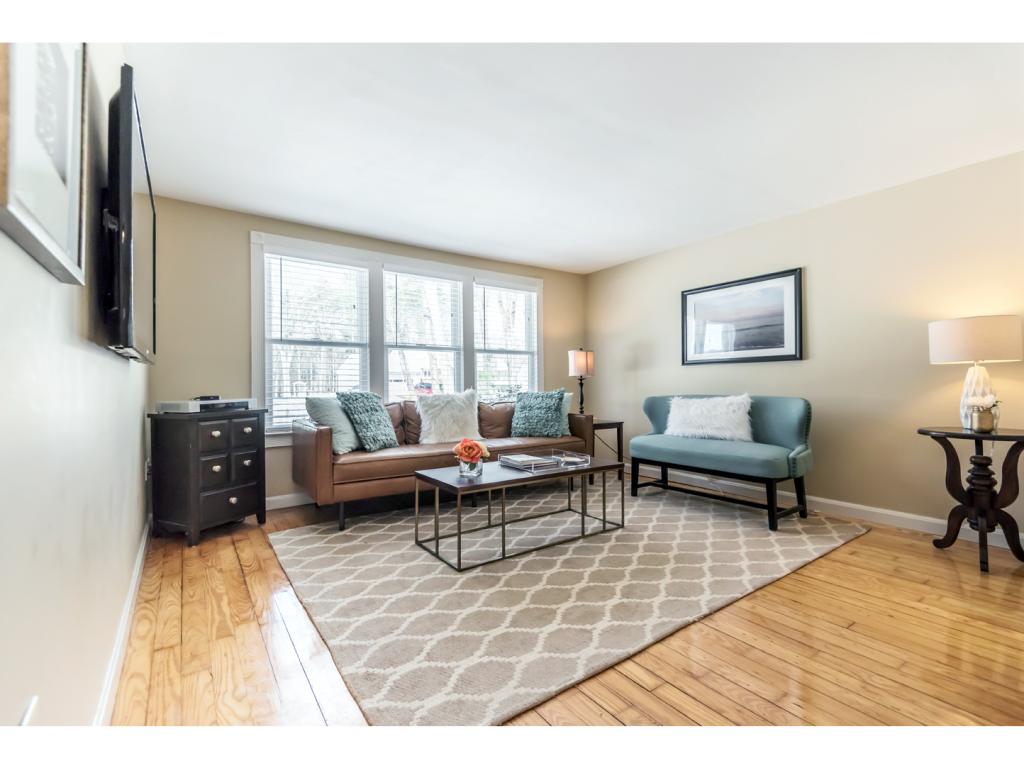 25 Pine Road North Hampton, NH 03862 - Photo 4 of 9