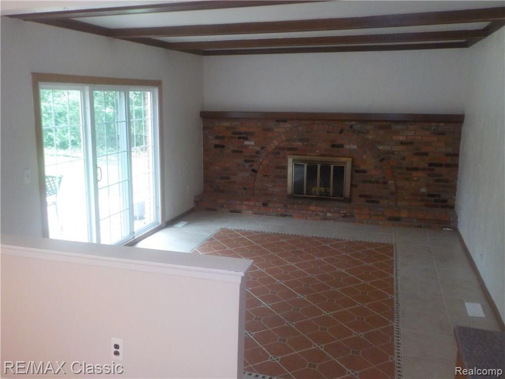 35797 Smithfield Road Farmington, MI 48335 - Photo 9 of 21