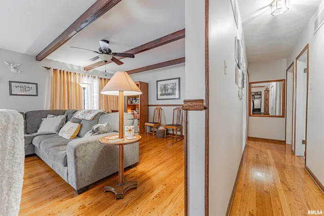 $225,000 | 123 20th Street, Lincoln, IL 62656