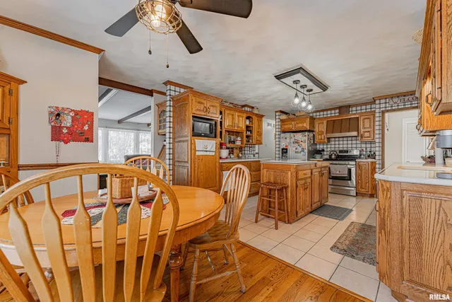 $225,000 | 123 20th Street, Lincoln, IL 62656