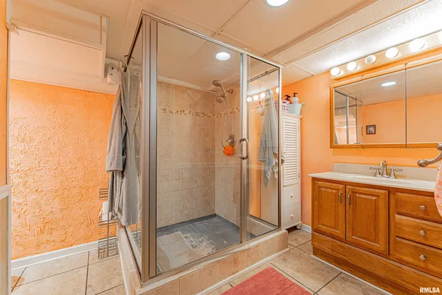 $225,000 | 123 20th Street, Lincoln, IL 62656