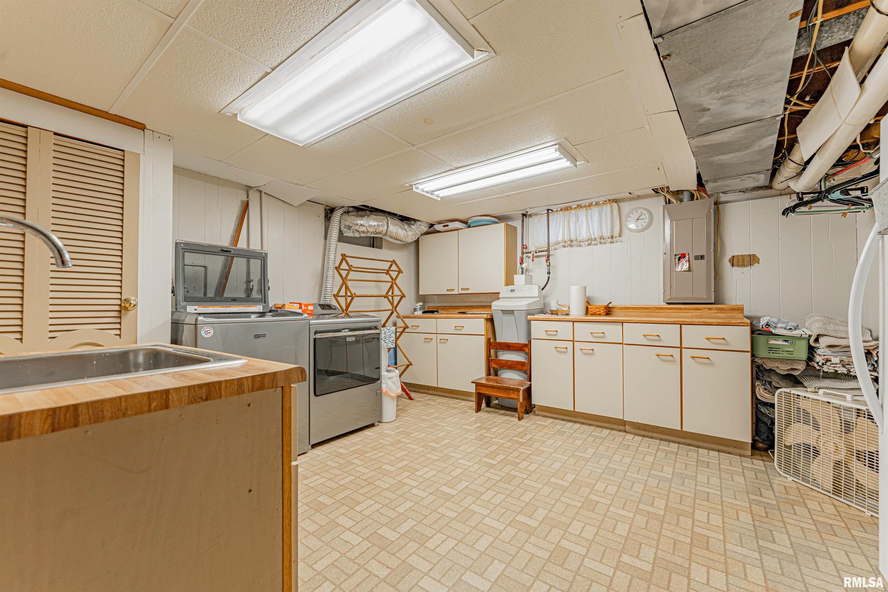 123 20th Street Lincoln, IL 62656 - Photo 29 of 47