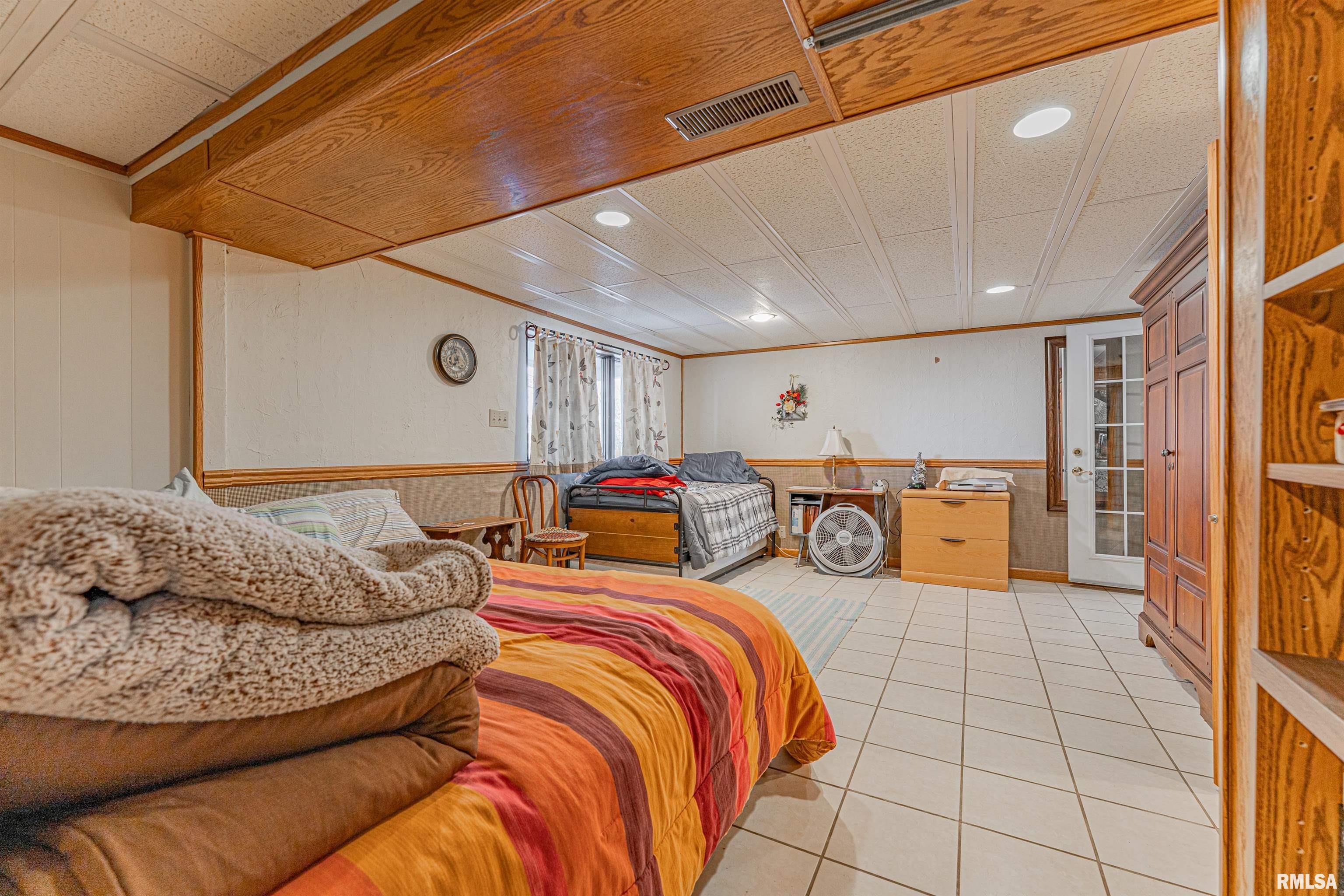 123 20th Street Lincoln, IL 62656 - Photo 33 of 47