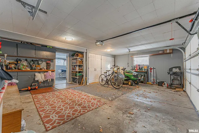 $225,000 | 123 20th Street, Lincoln, IL 62656