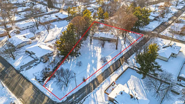 $225,000 | 123 20th Street, Lincoln, IL 62656