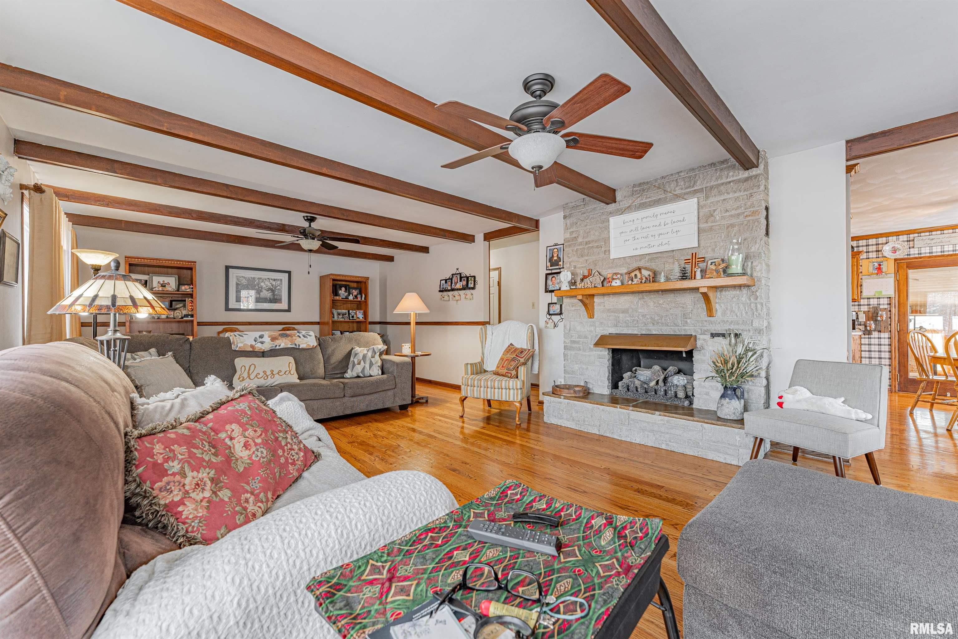 123 20th Street Lincoln, IL 62656 - Photo 9 of 47