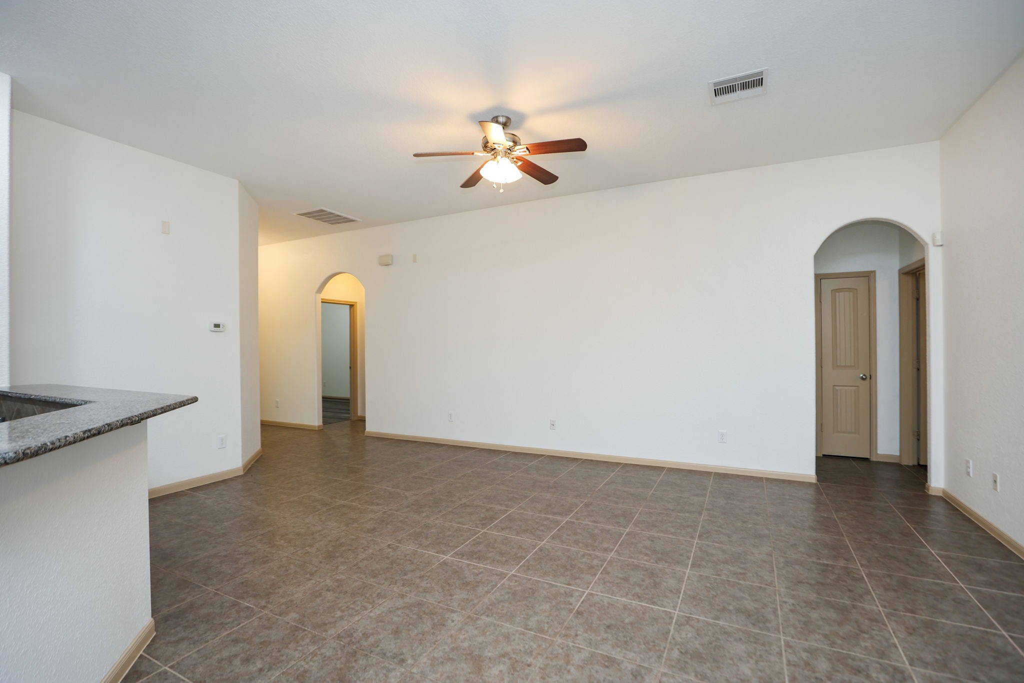 7042 Windy Run Court Spring, TX 77379 - Photo 12 of 42 Gallery Image 12