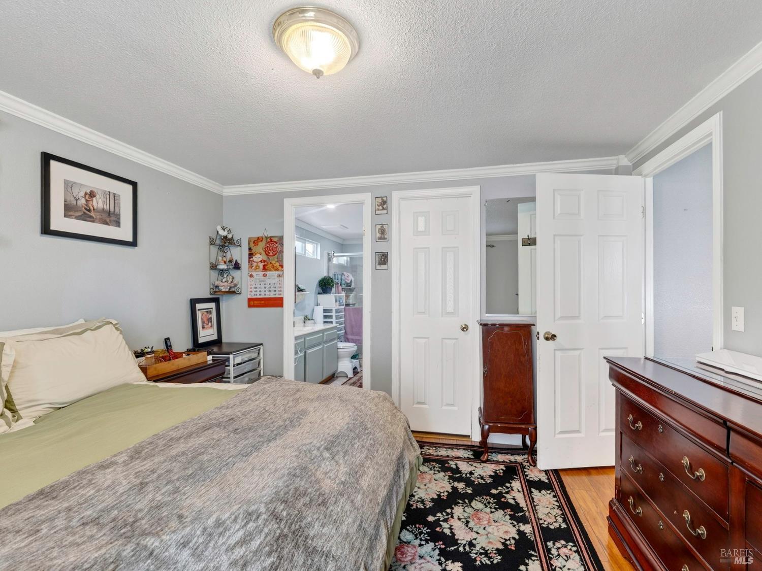 2963 Santa Rosa Avenue, Unit C6 Santa Rosa, CA 95407 - Photo 26 of 35 a bedroom with bed and a window