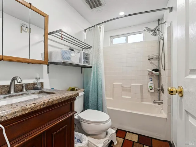 $185,000 | 2963 Santa Rosa Avenue, Unit C6, Santa Rosa, CA 95407