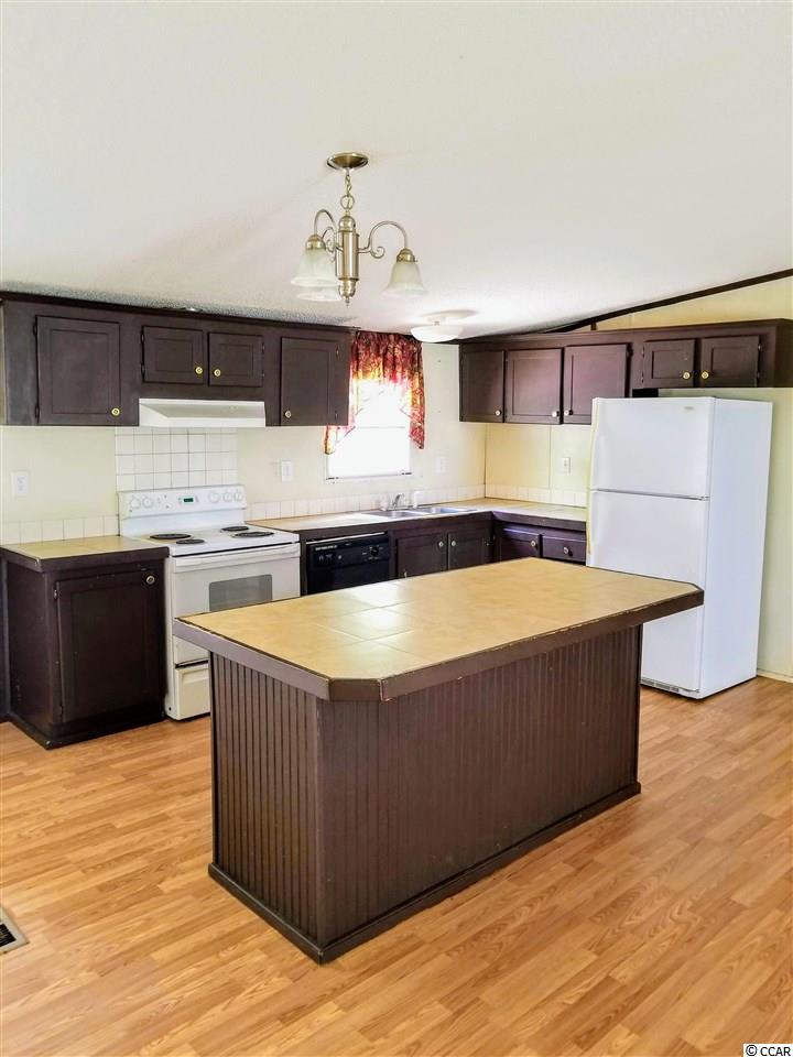 358 Bright Leaf Road Loris, SC 29569 - Photo 4 of 17 Gallery Image 4