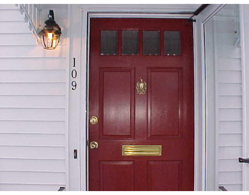 109 Robbins Road Arlington, MA 02476 - Photo 1 of 17