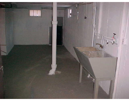 109 Robbins Road Arlington, MA 02476 - Photo 14 of 17