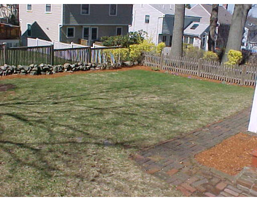 109 Robbins Road Arlington, MA 02476 - Photo 5 of 17