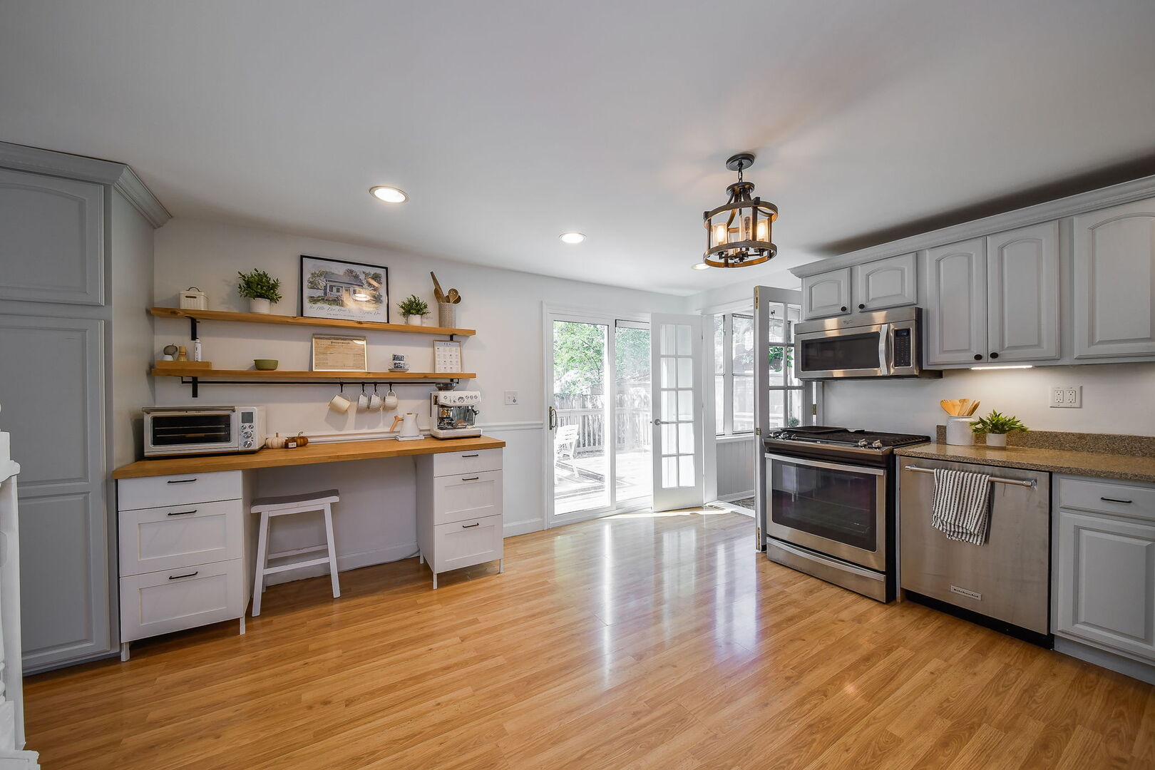 125 North Jackson Street Batavia, IL 60510 - Photo 4 of 28