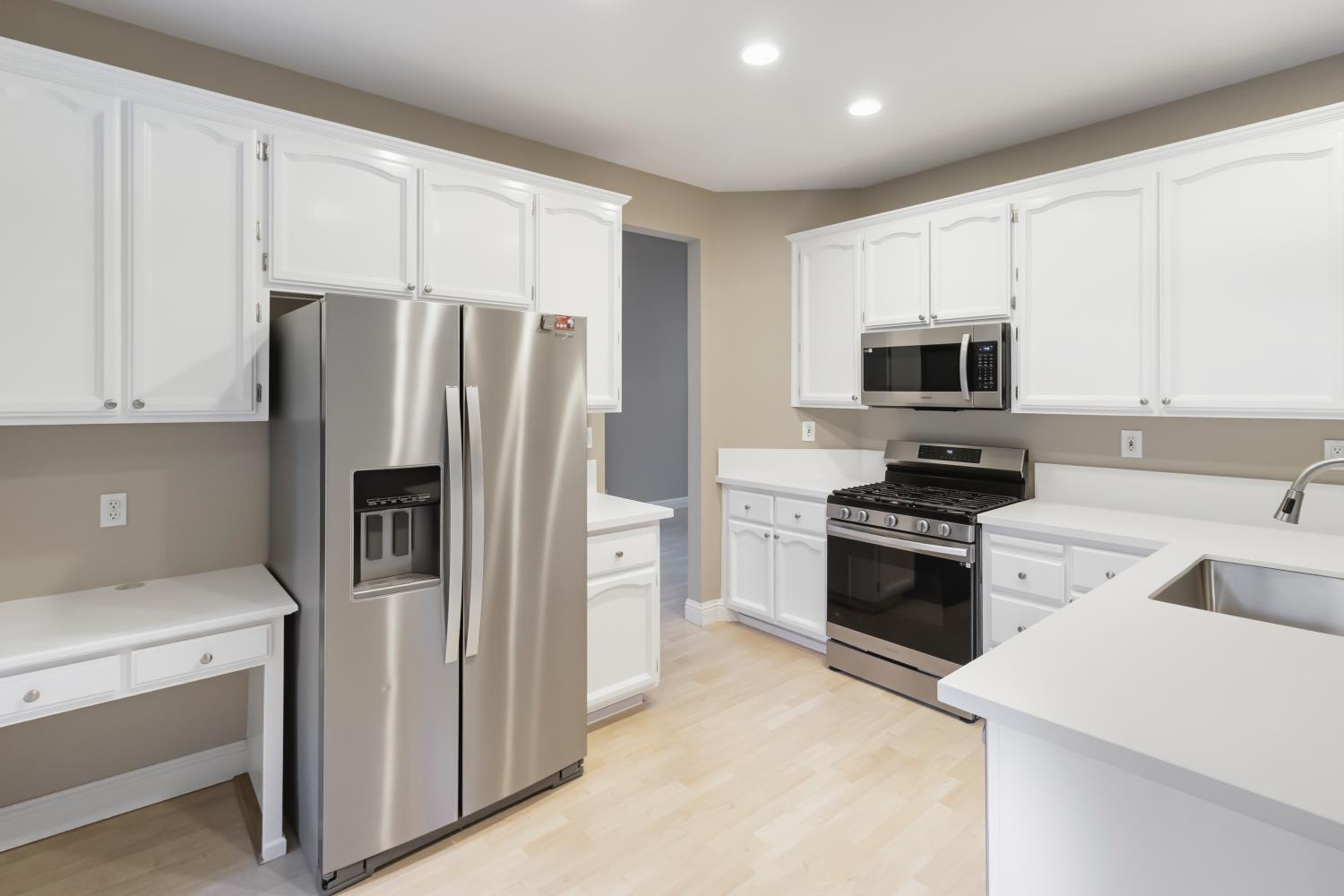 1080 Rudgwick Drive Roseville, CA 95747 - Photo 17 of 68