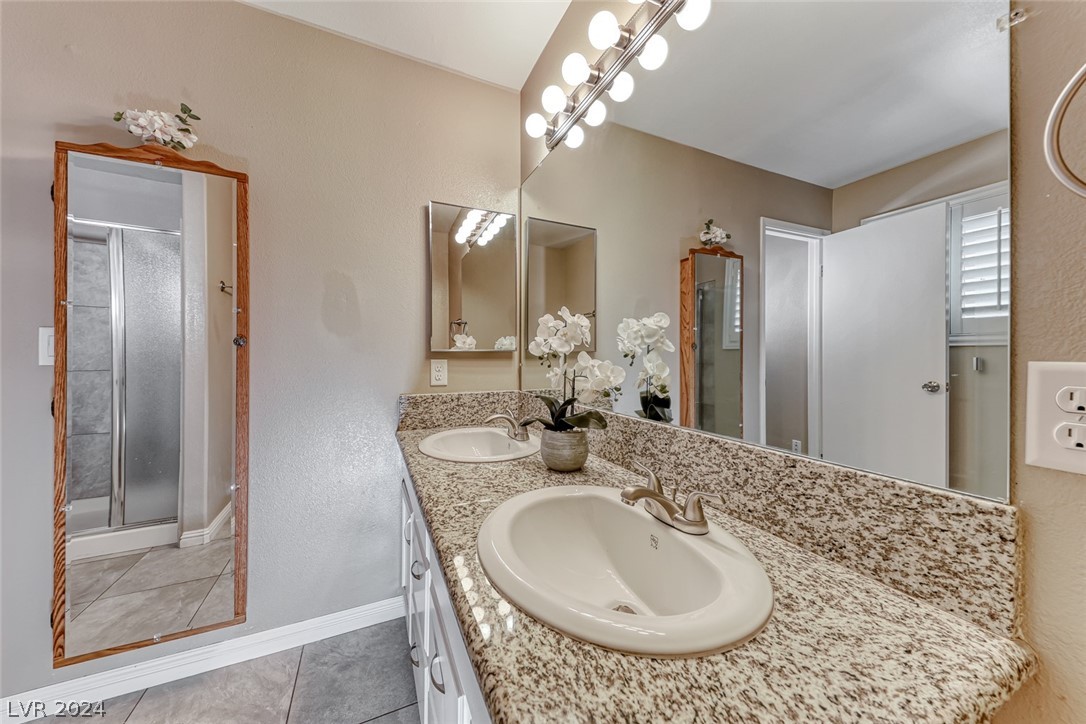 140 Lido Circle Henderson, NV 89015 - Photo 21 of 38