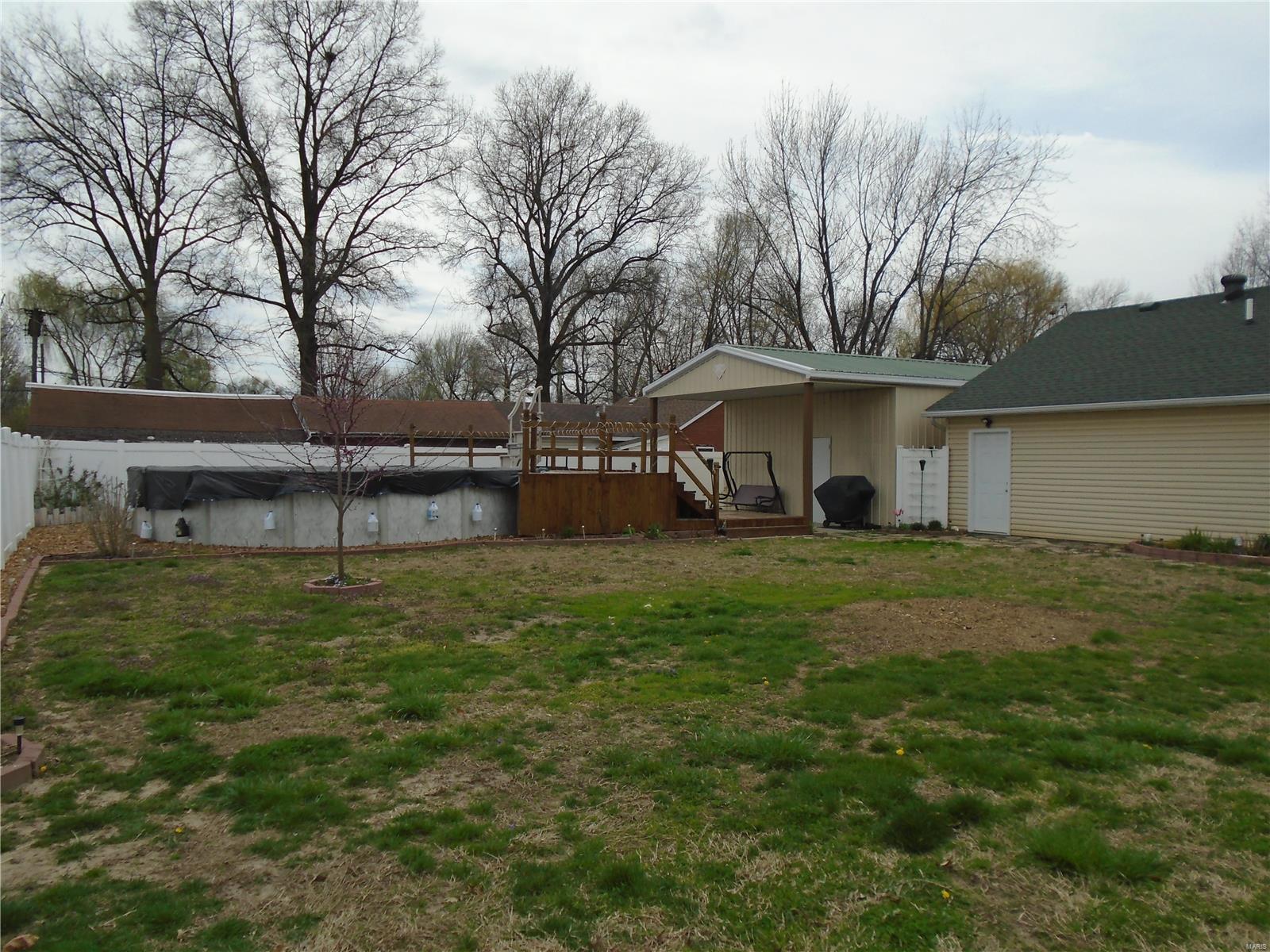 106 Michigan Avenue South Roxana, IL 62087 - Photo 13 of 37 Gallery Image 13