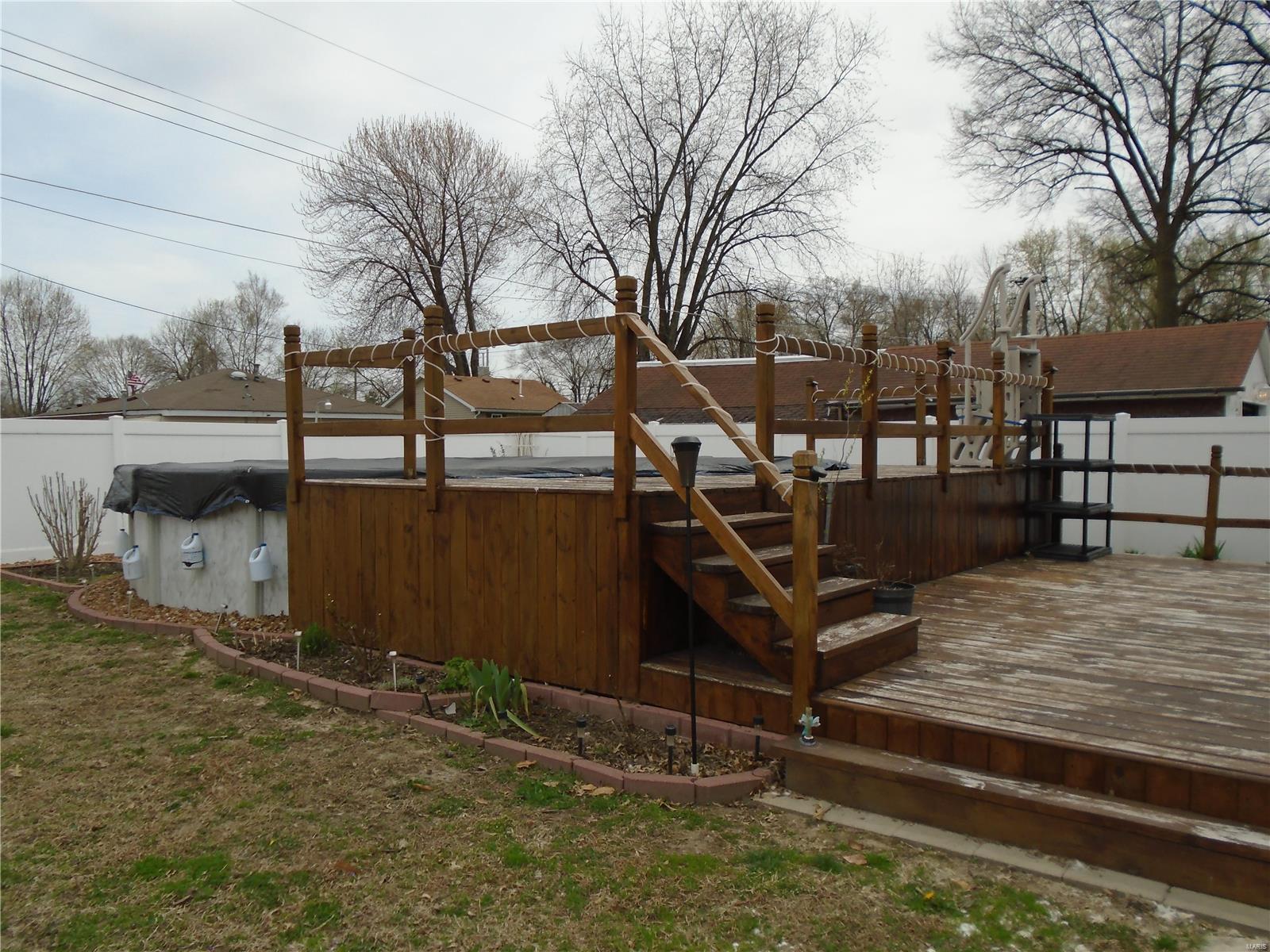 106 Michigan Avenue South Roxana, IL 62087 - Photo 15 of 37 Gallery Image 15