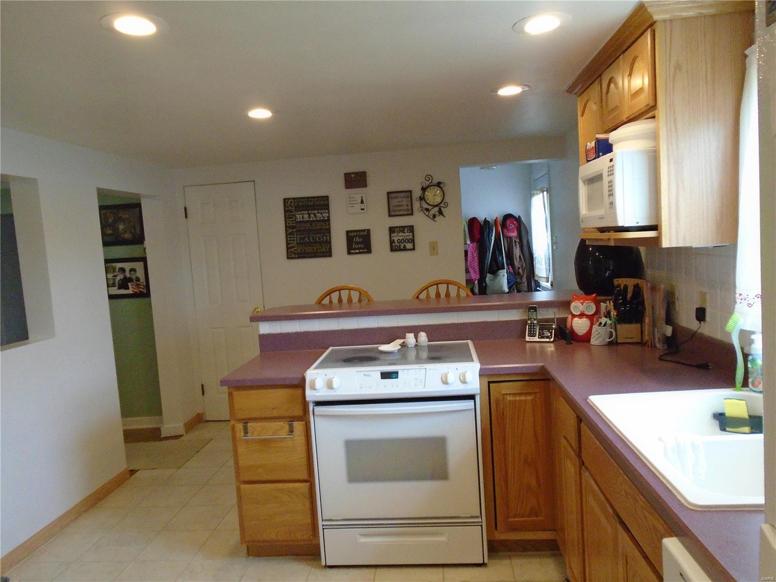 106 Michigan Avenue South Roxana, IL 62087 - Photo 20 of 37 Gallery Image 20