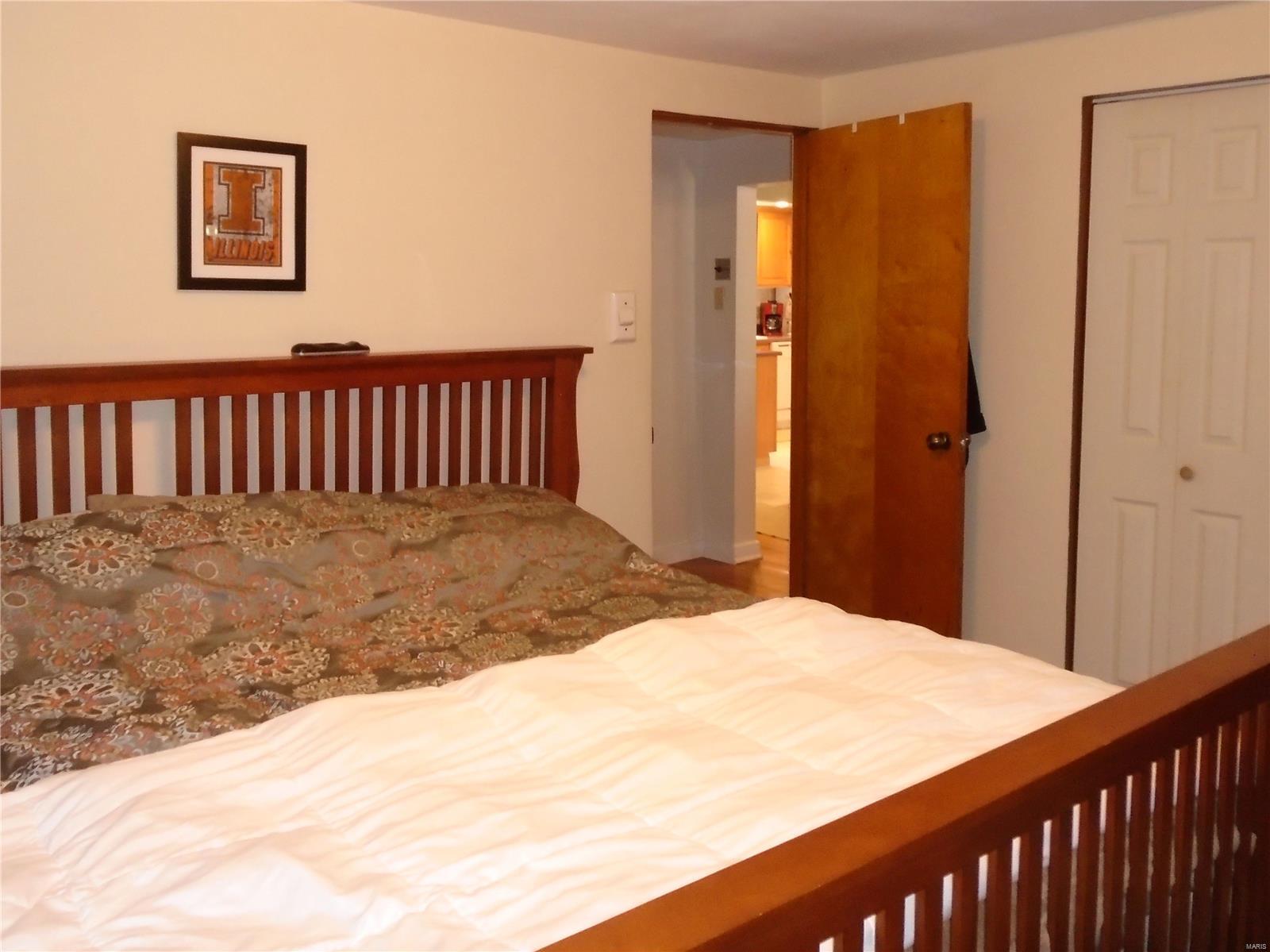 106 Michigan Avenue South Roxana, IL 62087 - Photo 21 of 37 Gallery Image 21