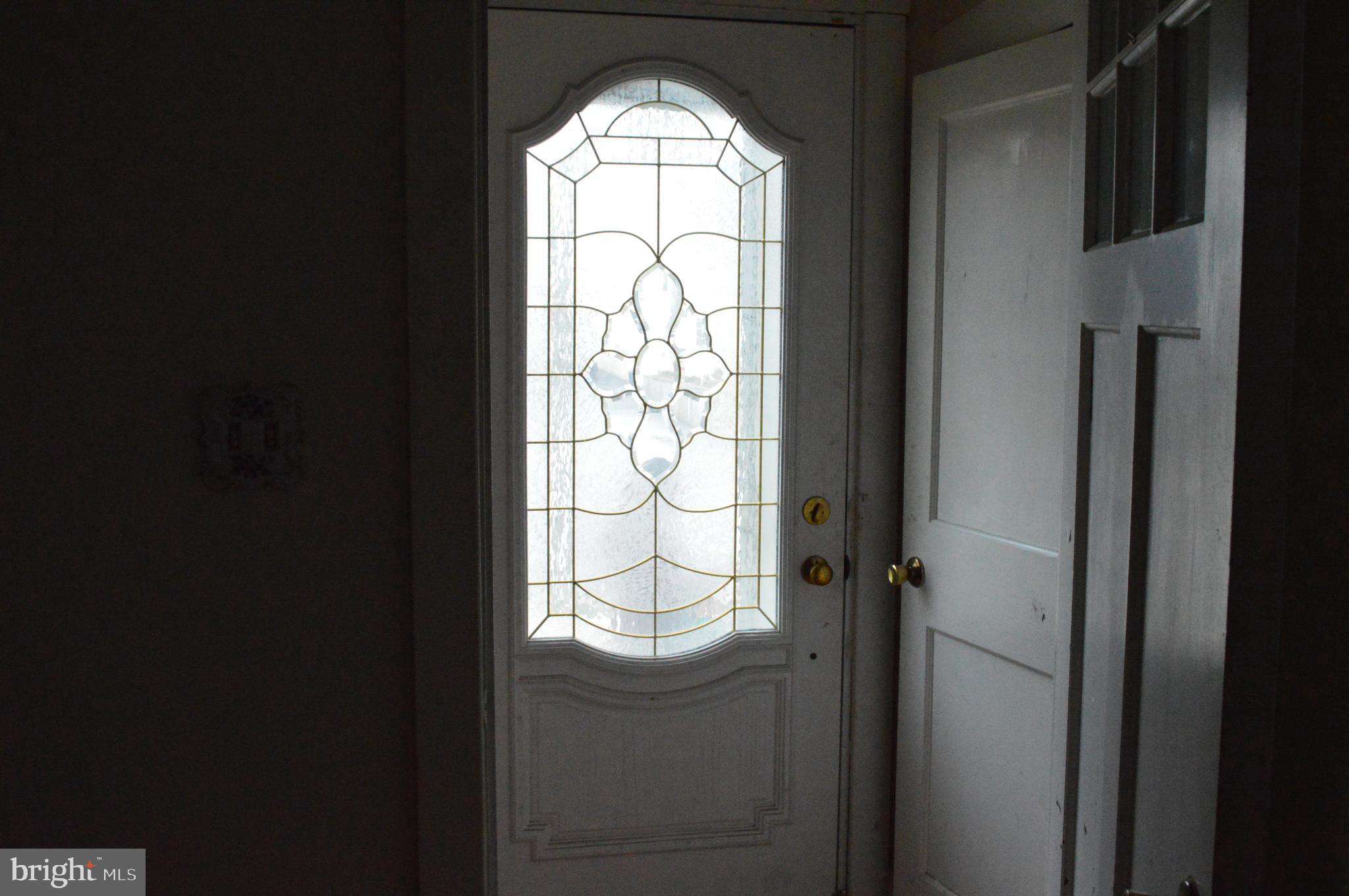 126 South Eagle Road Havertown, PA 19083 - Photo 5 of 38 Main entrance