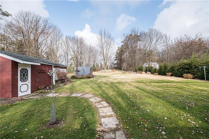107 Fraser Road Valencia, PA 16059 - Photo 20 of 25 Gallery Image 20