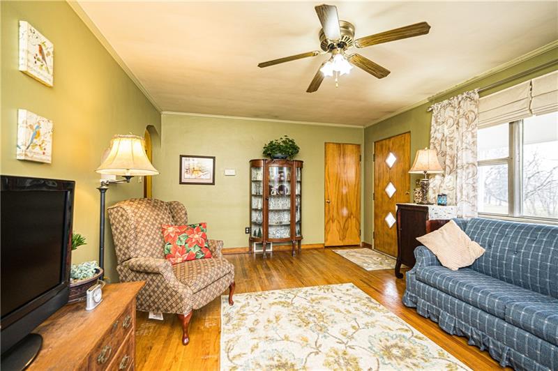 107 Fraser Road Valencia, PA 16059 - Photo 5 of 25 Gallery Image 5