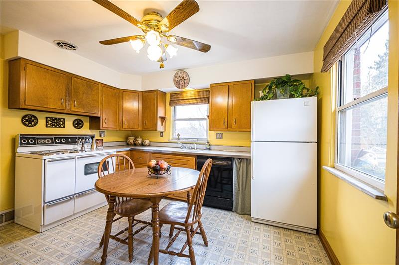 107 Fraser Road Valencia, PA 16059 - Photo 6 of 25 Gallery Image 6