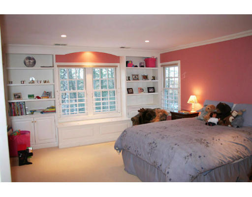115 Brook Street Wellesley, MA 02482 - Photo 11 of 15 Gallery Image 11