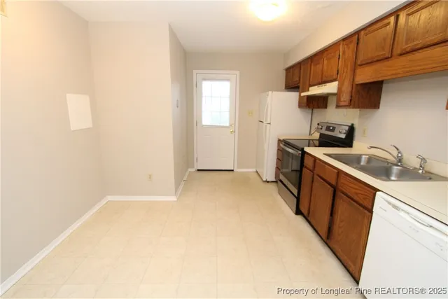 $1,195 | 3905 Lexington Drive, Unit B, Raleigh, NC 27606