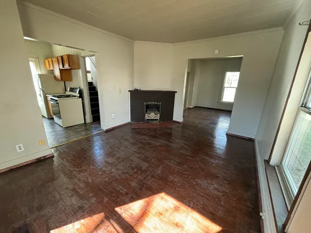 $1,400 | 1328 James Street, Kalamazoo, MI 49001