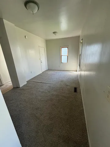 $1,400 | 1328 James Street, Kalamazoo, MI 49001