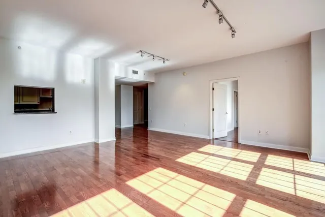 $2,900 | 195 14th Street Northeast, Unit 1508, Atlanta, GA 30309