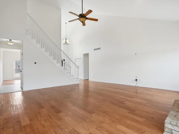 $500,000 | 36580 North Pointe Drive, New Baltimore, MI 48047