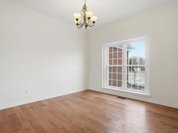 $500,000 | 36580 North Pointe Drive, New Baltimore, MI 48047